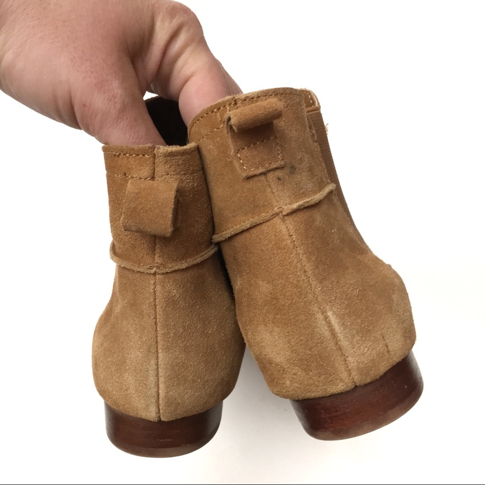 Steve Madden Suede Pull On Gored Ankle Boots - Picture 6 of 8